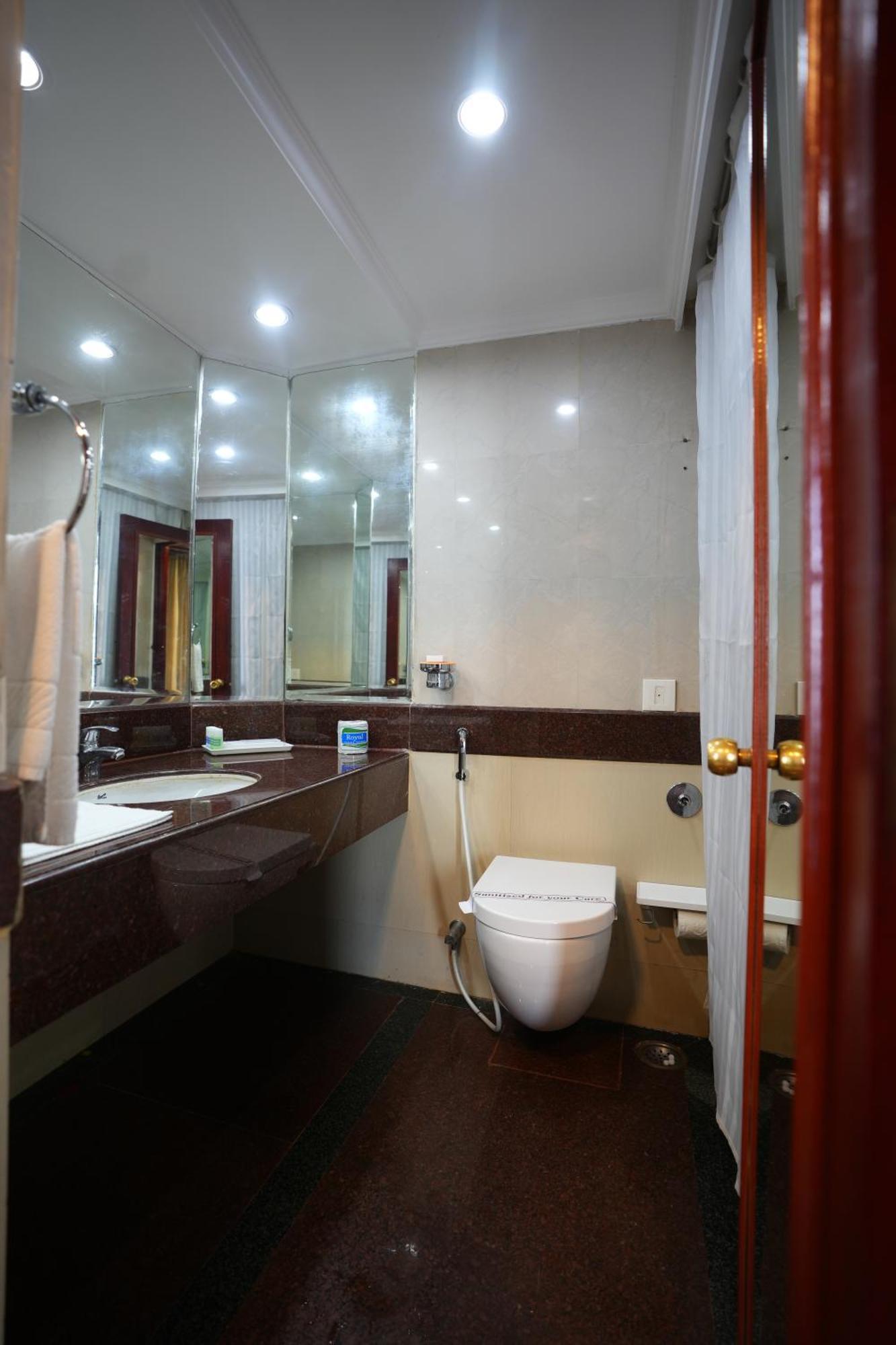 Rns Residency Sea View Hotel Mavalli Luaran gambar