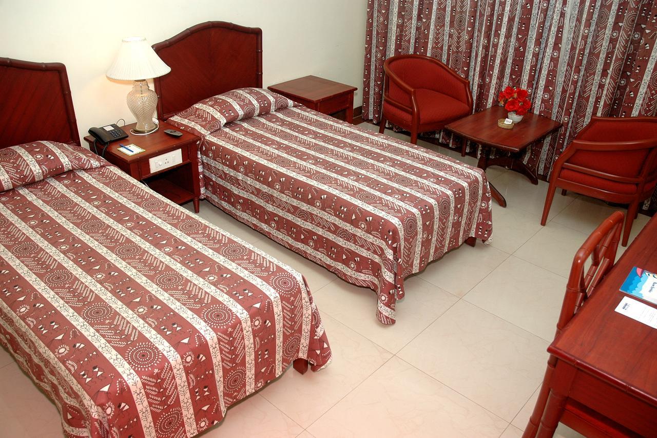 Rns Residency Sea View Hotel Mavalli Luaran gambar
