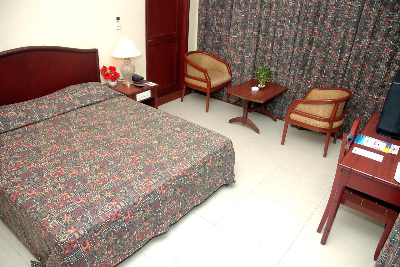 Rns Residency Sea View Hotel Mavalli Luaran gambar